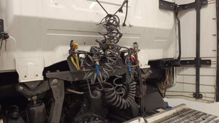 Zdjęcie przedmiotu: Iveco STRALIS S-Way E6d 18.0t