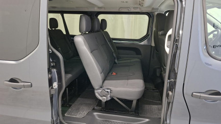 Zdjęcie przedmiotu: Renault Trafic Combi 2.0 dCi E6d 3.1t L2 Equilibre
