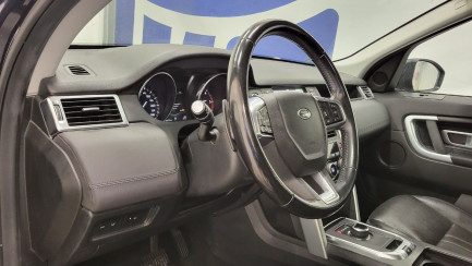 Zdjęcie przedmiotu: LAND ROVER Discovery Sport 2.0 TD4 SE aut
