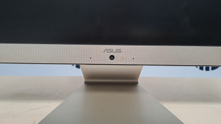Zdjęcie przedmiotu: ASUS V241EAK-BA084T 23.8"FHD /i5-1135G7/8GB/SSD256GB/IrisXe/W10