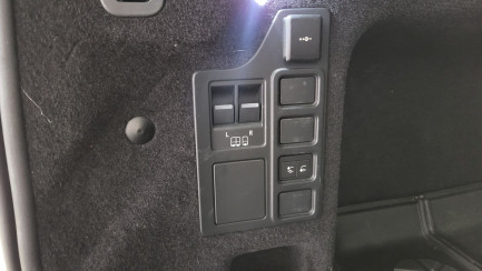 Zdjęcie przedmiotu: LAND ROVER Discovery V 3.0 D250 mHEV S