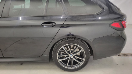 Zdjęcie przedmiotu: BMW 520i Touring mHEV M Sport sport-aut