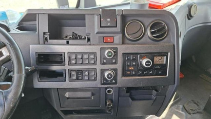 Zdjęcie przedmiotu: Renault T 520 E6 24.5t P6x2 Low High Cab Oświadczenie o utracie DR