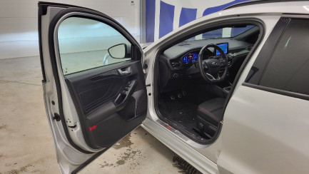 Zdjęcie przedmiotu: Ford Focus 1.0 EcoBoost mHEV ST-Line X Універсал
