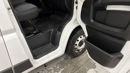 Zdjęcie przedmiotu: Fiat Ducato 33 2.3 M-jet L3H2 E6d 3.3t