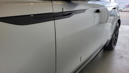 Zdjęcie przedmiotu: Range Rover Velar 2.0 D200 mHEV R-Dynamic S