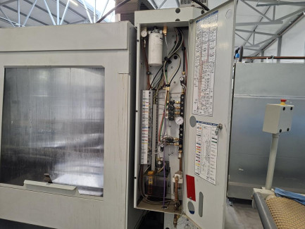 Zdjęcie przedmiotu: Pionowe centrum obr&oacute;bcze HAAS VF-3SS