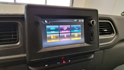 Zdjęcie przedmiotu: Opel Movano 2.3 CDTI E6d 3.5t L2H2