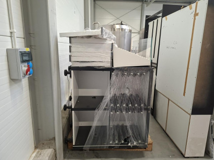 Zdjęcie przedmiotu: Set of shop shelves