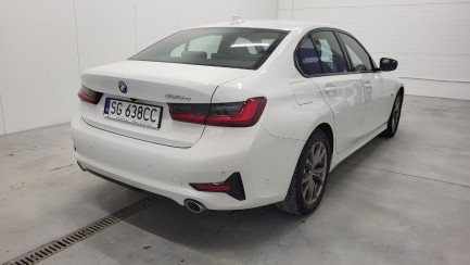Zdjęcie przedmiotu: BMW 320e Sport Line aut