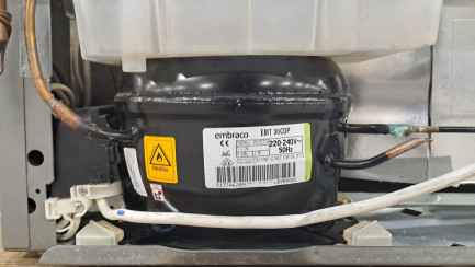 Zdjęcie przedmiotu: LIEBHERR FKvesf 1803 under-counter refrigerator