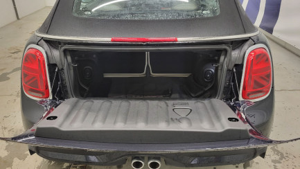 Zdjęcie przedmiotu: Mini Cooper S Classic Trim sport-aut