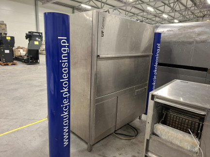 WINTERHALTER UF-XL hood type commercial dishwasher