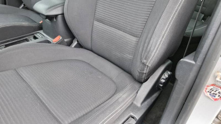 Zdjęcie przedmiotu: Ford Focus 2.0 EcoBlue E6 Titanium
