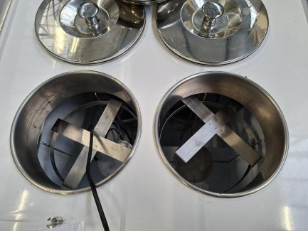 Zdjęcie przedmiotu: A set of catering equipment