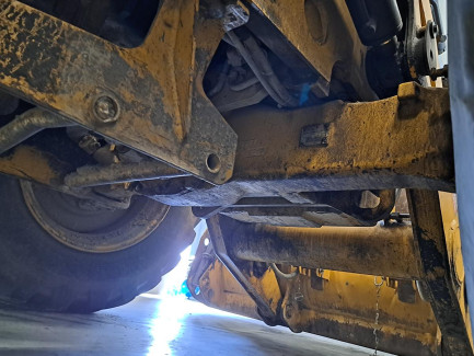 Zdjęcie przedmiotu: CAT 434F Backhoe Loader
