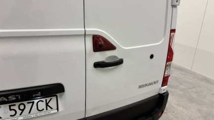 Zdjęcie przedmiotu: Renault Master FWD 2.3 dCi L3H2 Pack Clim S&S+E E6d 3.5t