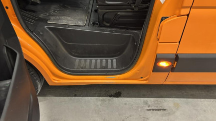 Zdjęcie przedmiotu: Renault Master FWD 2.3 dCi E6 3.5t L3H1 Extra S&S+E Oświadczenie o utracie DR