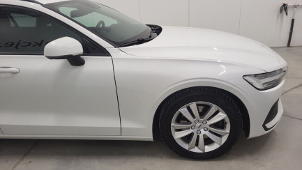 Zdjęcie przedmiotu: Volvo V60 B3 B Momentum Core aut