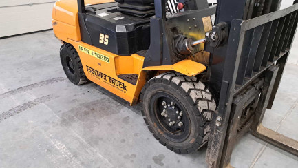 Zdjęcie przedmiotu: Hangcha CPCD35N-RW56B Forklift