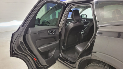 Zdjęcie przedmiotu: Volvo XC60 B4 D AWD Momentum Pro aut