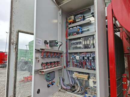 Zdjęcie przedmiotu: Suszarnia mobilna do ziarna PEDROTTI LARGE MAXI 220-250