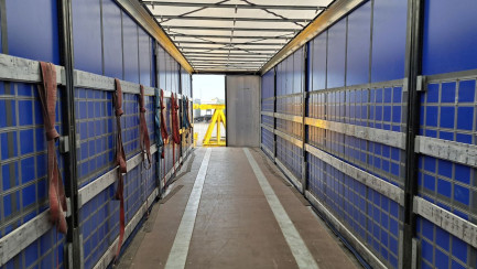 Zdjęcie przedmiotu: KOEGEL S24 Високобортовий 