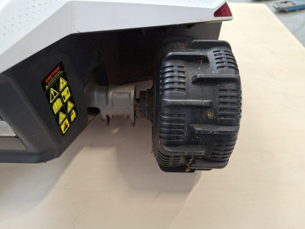 Zdjęcie przedmiotu: MAMMOTION LUBA 2 AWD 5000X mowing robot