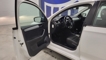 Zdjęcie przedmiotu: Skoda Rapid 1.0 TSI Ambition Lack of documentation for the gas installation
