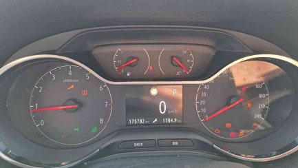 Zdjęcie przedmiotu: Opel GRANDLAND X 1.6 E6 Design Line S&S Aut.