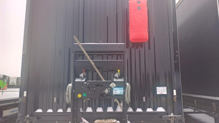 Zdjęcie przedmiotu: KASSBOHRER XS Mega 39.0t