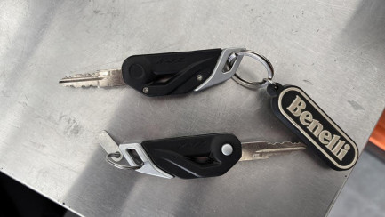 Zdjęcie przedmiotu: BENELLI TRK 702X