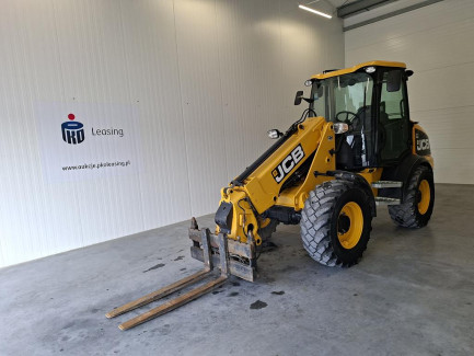 Телескопічний навантажувач JCB TM 220