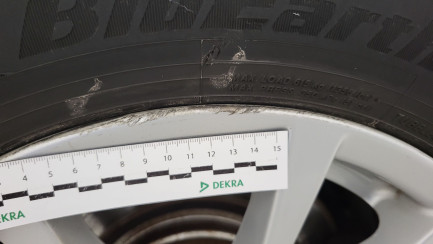 Zdjęcie przedmiotu: BMW 318i GPF Advantage aut