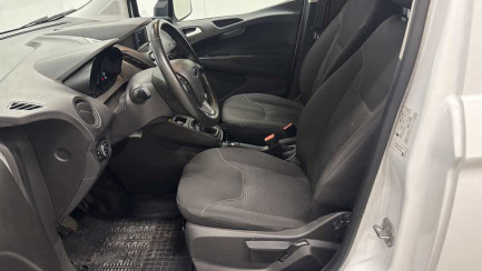 Zdjęcie przedmiotu: Ford Transit Courier 1.5 TDCi E6.2 1.8t Trend