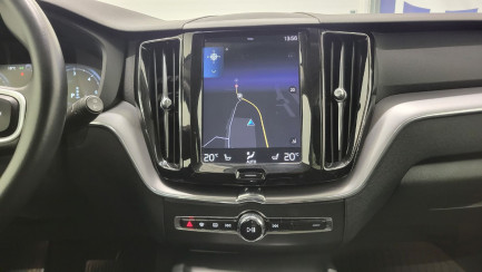 Zdjęcie przedmiotu: Volvo XC60 B4 D AWD Momentum Pro aut