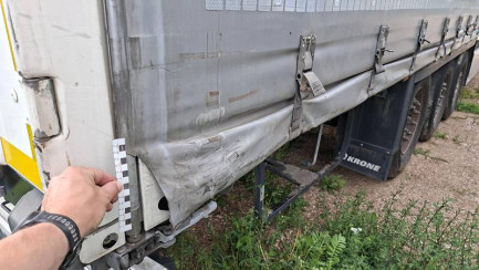 Zdjęcie przedmiotu: KRONE SDP Dropside