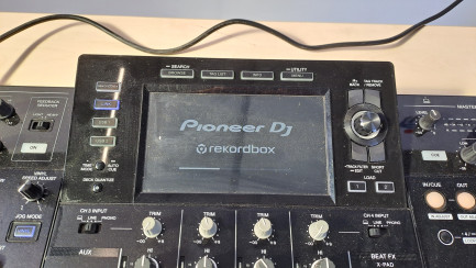 Zdjęcie przedmiotu: Odtwarzacz multimedialny PIONEER XDJ-XZ