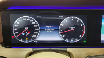 Zdjęcie przedmiotu: Mercedes-Benz E 450 Coupe 4-Matic 9G-TRONIC