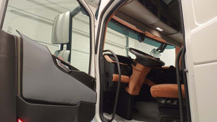 Zdjęcie przedmiotu: Volvo FH 500 E6d 21.0t Globetrotter