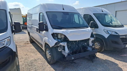 Zdjęcie przedmiotu: Opel Movano Heavy 2.2 Diesel E6.4 3.5t L3H2