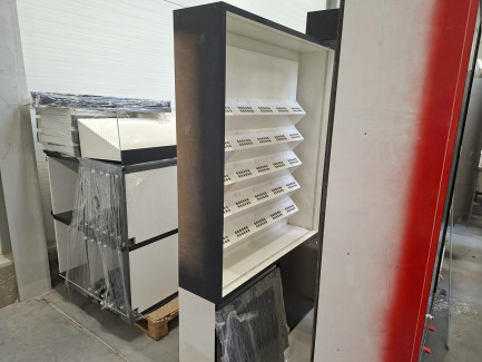 Zdjęcie przedmiotu: Set of shop shelves