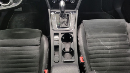 Zdjęcie przedmiotu: Volkswagen Passat 2.0 TDI Elegance DSG