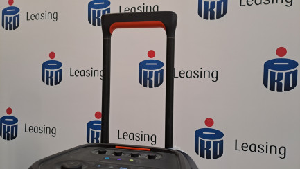 Zdjęcie przedmiotu: JBL PartyBox Stage 320 Power Audio Speaker Black, 240W, Bluetooth, 18-Hour Battery, Mic and Guitar Input, IPX4