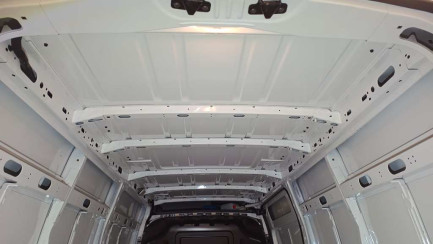 Zdjęcie przedmiotu: Renault Master FWD 2.3 dCi E6d 3.5t L3H3 Pack Clim