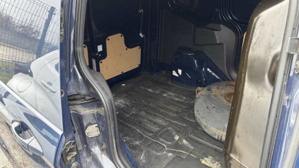 Zdjęcie przedmiotu: Ford Transit Courier 1.0 Trend E6 1.8t Oświadczenie o utracie DR