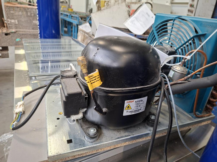 Zdjęcie przedmiotu: Холодильна вітрина для морозива IFI S.p.A. TAVULLIA PANORAMA 12F DL