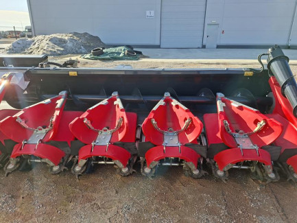 Zdjęcie przedmiotu: CAPELLO QUASAR F12 corn harvester