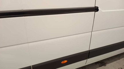 Zdjęcie przedmiotu: Renault Master FWD 2.3 dCi E6d 3.5t L3H3 Pack Clim