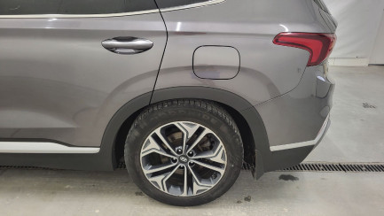 Zdjęcie przedmiotu: Hyundai Santa Fe 2.0 CRDi Platinum 4WD aut